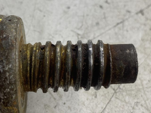 bontott FORD FOCUS I Vonószem