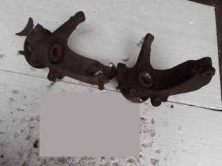 bontott FORD FOCUS II Bal első Csonkállvány Kerékaggyal