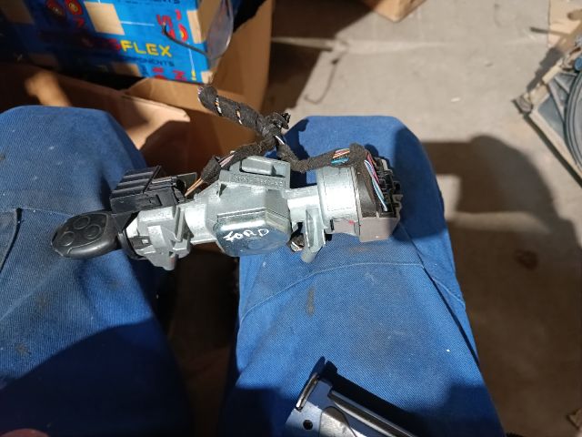 bontott FORD FOCUS II Gyújtáskapcsoló