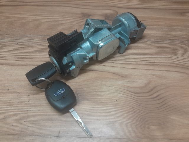 bontott FORD FOCUS II Gyújtáskapcsoló