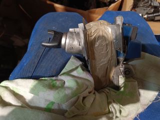 bontott FORD FOCUS II Gyújtáskapcsoló