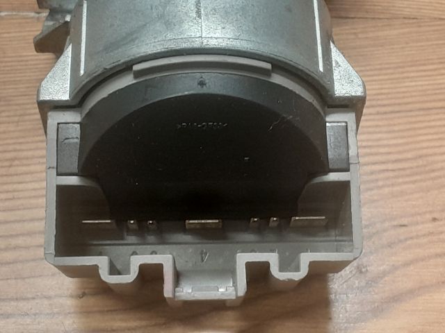 bontott FORD FOCUS II Gyújtáskapcsoló