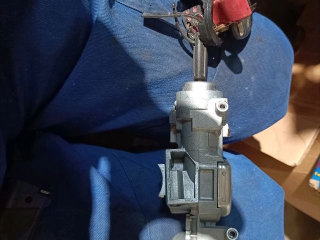 bontott FORD FOCUS II Gyújtáskapcsoló