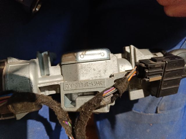 bontott FORD FOCUS II Gyújtáskapcsoló