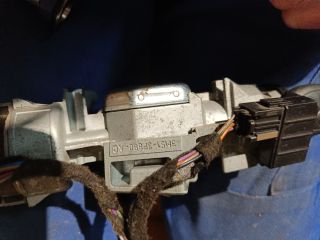 bontott FORD FOCUS II Gyújtáskapcsoló