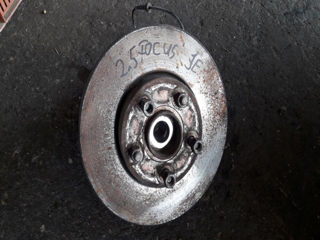 bontott FORD FOCUS II Jobb első Csonkállvány Kerékaggyal