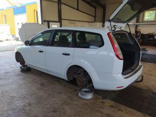 bontott FORD FOCUS II Jobb első Csonkállvány Kerékaggyal