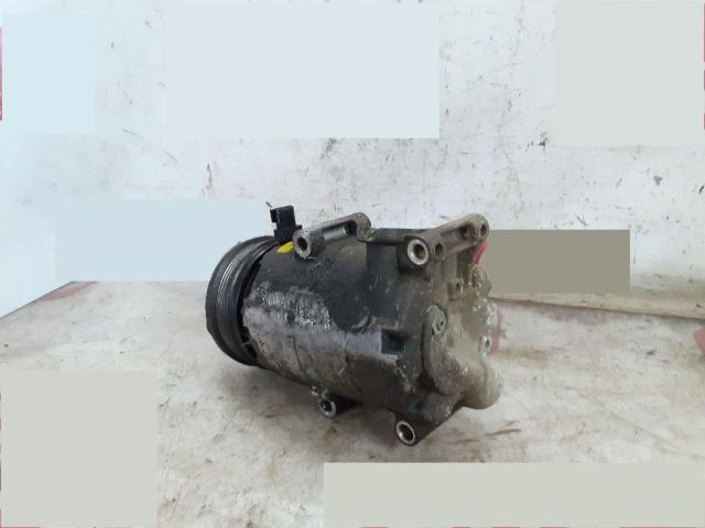 bontott FORD FOCUS II Klímakompresszor