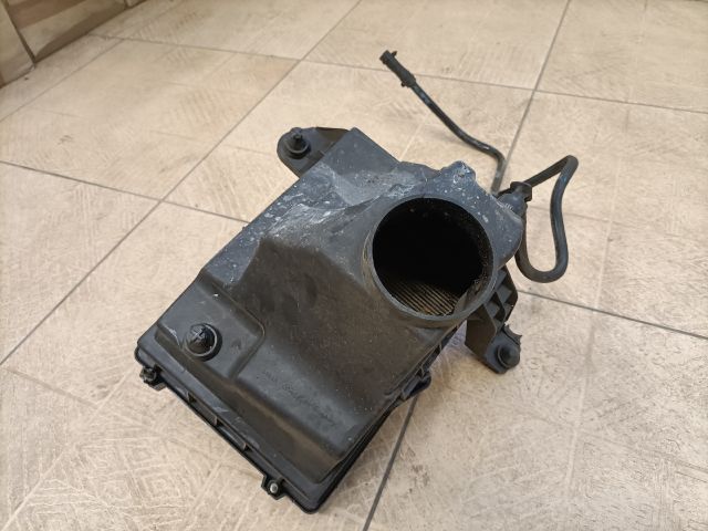 bontott FORD FOCUS II Légszűrő Ház