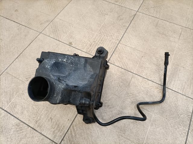 bontott FORD FOCUS II Légszűrő Ház