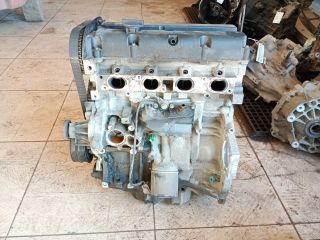 bontott FORD FOCUS II Motor (Fűzött blokk hengerfejjel)