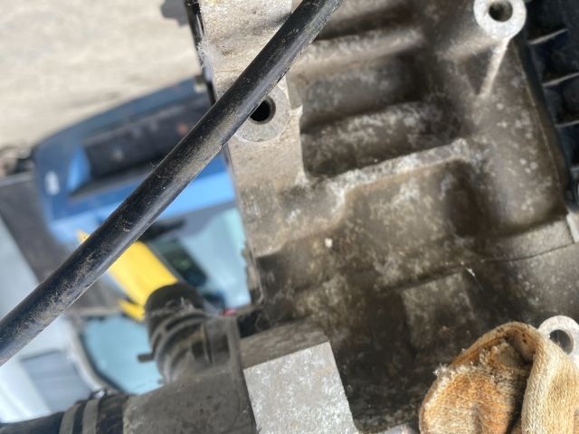 bontott FORD FOCUS II Motor (Fűzött blokk hengerfejjel)