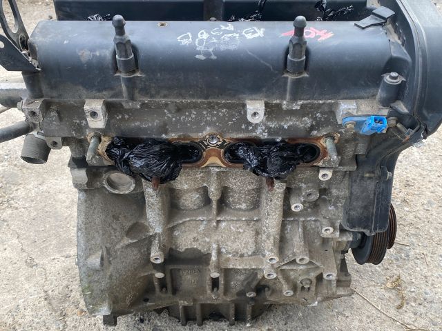 bontott FORD FOCUS II Motor (Fűzött blokk hengerfejjel)