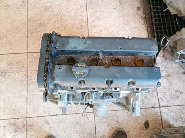 bontott FORD FOCUS II Motor (Fűzött blokk hengerfejjel)