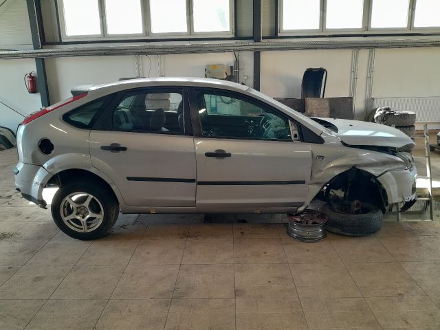 bontott FORD FOCUS II Motor Tartó Bak Jobb