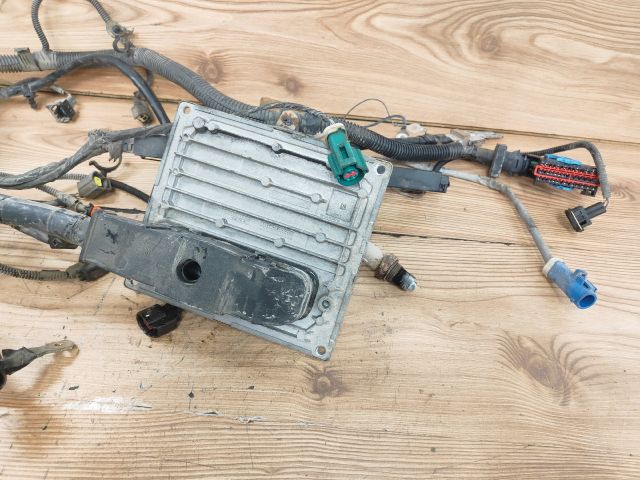 bontott FORD FOCUS II Motorvezérlő