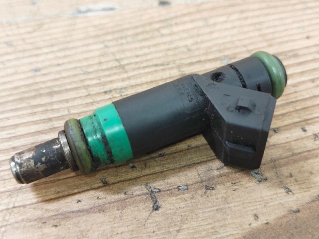 bontott FORD FOCUS II Porlasztó (1 db)