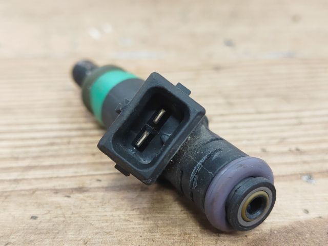 bontott FORD FOCUS II Porlasztó (1 db)