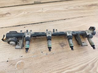 bontott FORD FOCUS II Porlasztó (1 db)