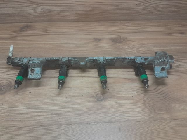 bontott FORD FOCUS II Porlasztó (1 db)