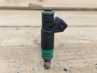 bontott FORD FOCUS II Porlasztó (1 db)