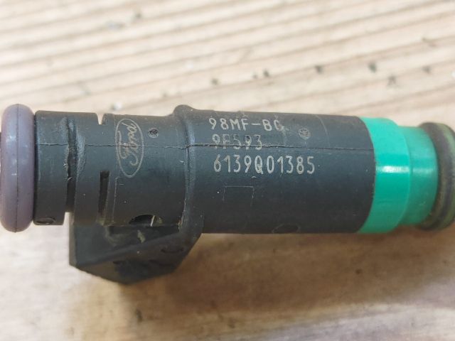 bontott FORD FOCUS II Porlasztó (1 db)