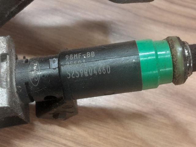 bontott FORD FOCUS II Porlasztó (1 db)