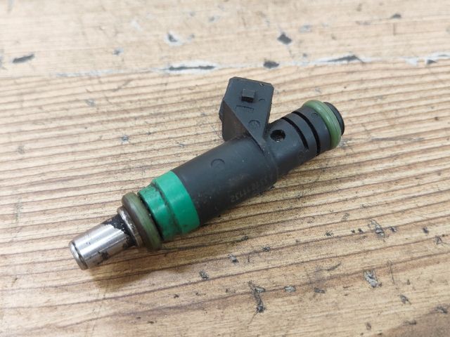 bontott FORD FOCUS II Porlasztó (1 db)