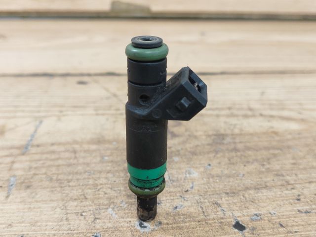 bontott FORD FOCUS II Porlasztó (1 db)