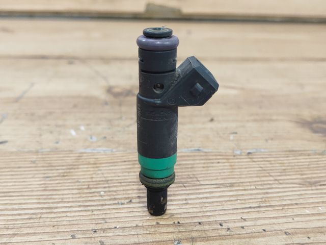 bontott FORD FOCUS II Porlasztó (1 db)