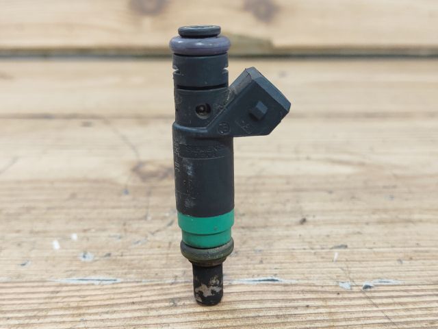 bontott FORD FOCUS II Porlasztó (1 db)