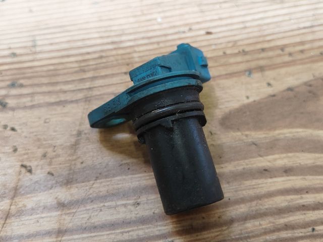 bontott FORD FOCUS II Vezérműtengely Fordulatszám Jeladó