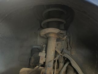 bontott FORD FOCUS II Bal első Gólyaláb (Lengécsillapító, Rugó)