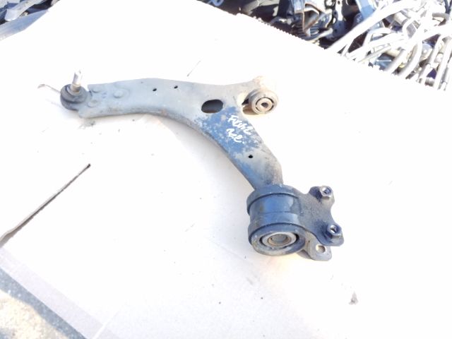 bontott FORD FOCUS II Bal első Lengőkar