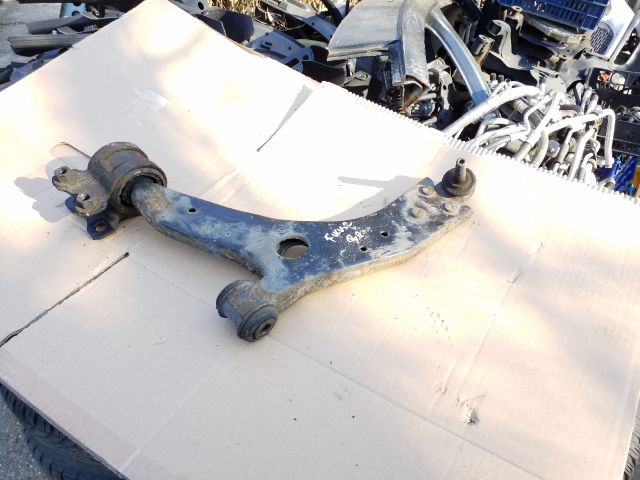 bontott FORD FOCUS II Bal első Lengőkar