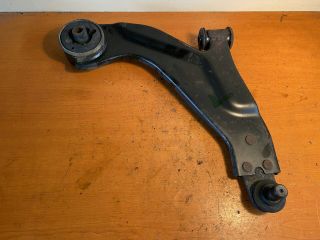 bontott FORD FOCUS II Bal első Lengőkar