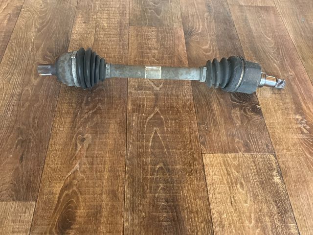 bontott FORD FOCUS II Bal Féltengely