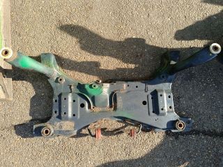 bontott FORD FOCUS II Első Bölcső