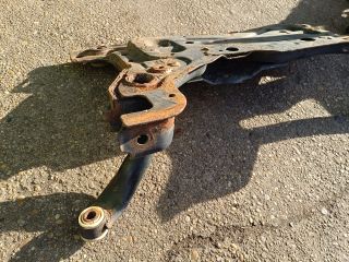 bontott FORD FOCUS II Első Bölcső