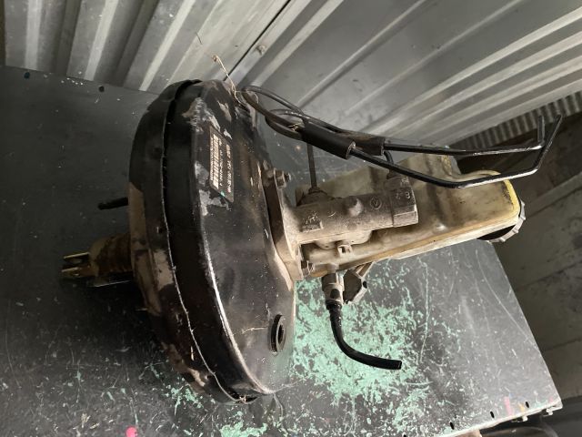 bontott FORD FOCUS II Fékrásegítő