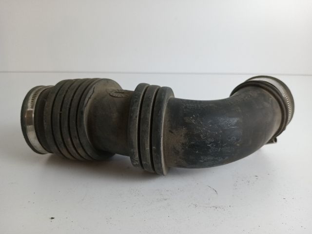 bontott FORD FOCUS II Légbeömlő Cső