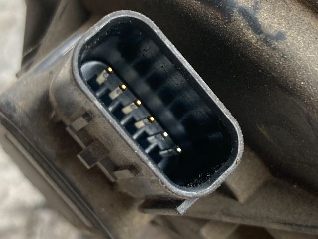 bontott FORD FOCUS II Fojtószelep (Elektromos)