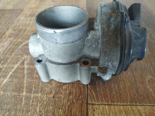 bontott FORD FOCUS II Fojtószelep (Elektromos)