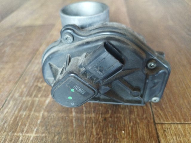 bontott FORD FOCUS II Fojtószelep (Elektromos)