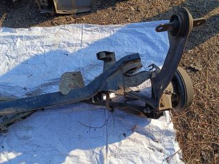 bontott FORD FOCUS II Hátsó Futómű (Részeivel)