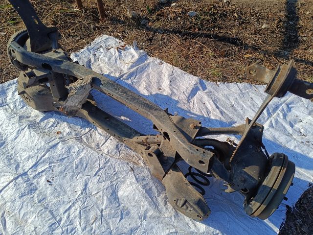 bontott FORD FOCUS II Hátsó Futómű (Részeivel)