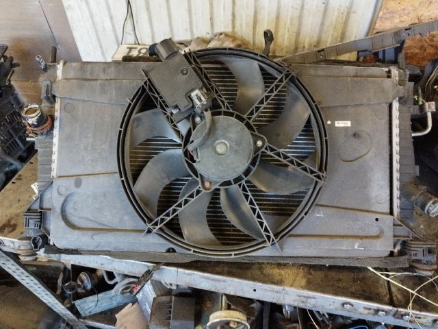 bontott FORD FOCUS II Hűtő Ventilátor(ok), Radiátor(ok) Szett