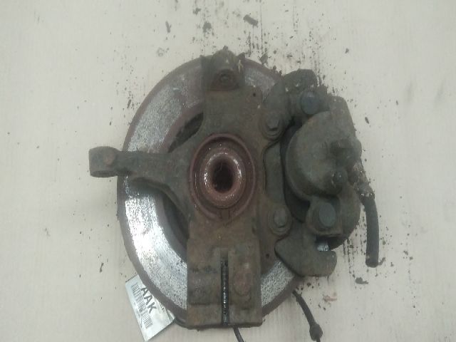 bontott FORD FOCUS II Jobb első Csonkállvány Kerékaggyal