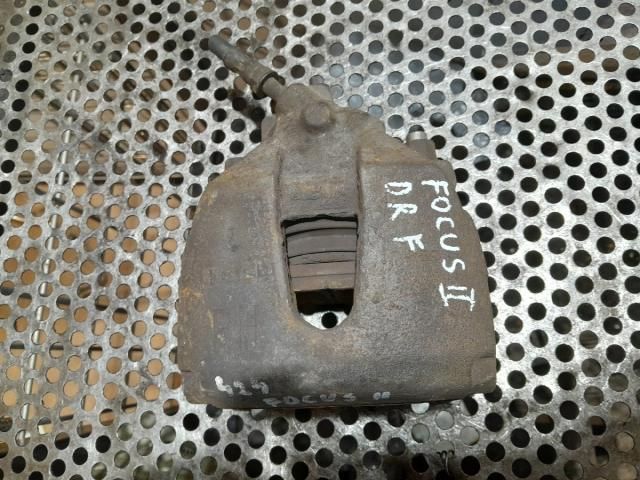 bontott FORD FOCUS II Jobb első Féknyereg Munkahengerrel