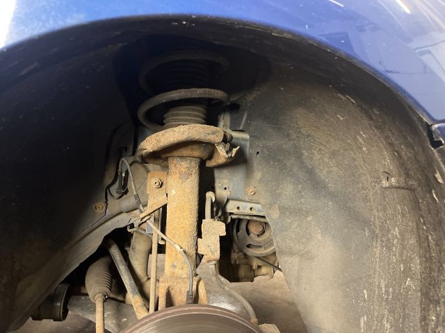 bontott FORD FOCUS II Jobb első Gólyaláb (Lengécsillapító, Rugó)